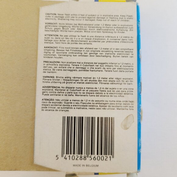 Vintage Sylvania Blue Dot 4 Packs of 3 Total 12 Flashcubes - Picture 3 of 7